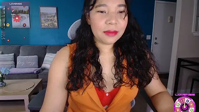 Snapshot of SHEILYN_ chatting on 06/11/26, 05:48 SHEILYN online show from 06/11/26, 05:48