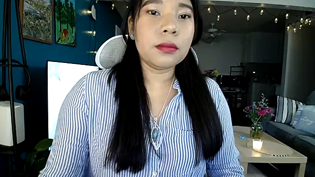 SHEILYN  online show from 04/21/26, 03:24