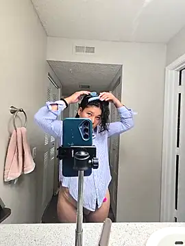 SHEILYN  online show from 03/20/26, 11:06