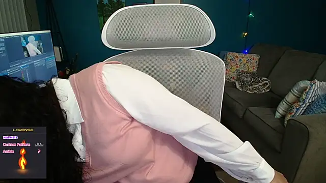 SHEILYN  online show from 03/20/26, 03:51