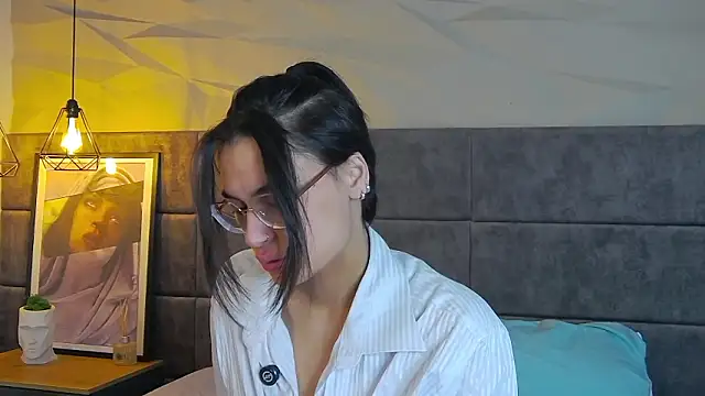 VioletAsh online show from 02/02/26, 04:44