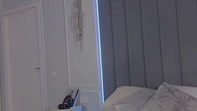 VioletAsh online show from 04/02/26, 04:30