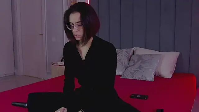 VioletAsh online show from 04/13/26, 04:27