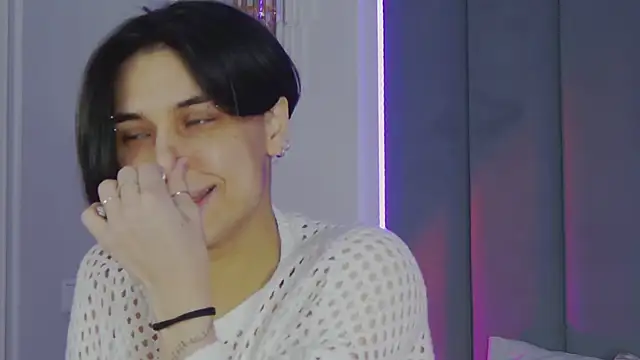 VioletAsh online show from 09/29/25, 04:30