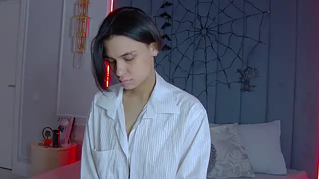 VioletAsh online show from 11/04/25, 04:38