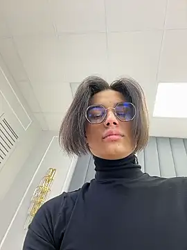 VioletAsh online show from 01/11/26, 04:19