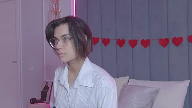 VioletAsh online show from 03/09/26, 04:38