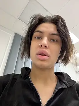 VioletAsh online show from 02/03/26, 04:21