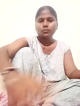 Snapshot of Sneha16 chatting on 09/11/25, 05:13 Sneha16 online show from 09/11/25, 05:13