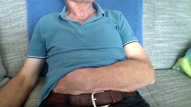 velikifant7 online show from 05/18/26, 04:12