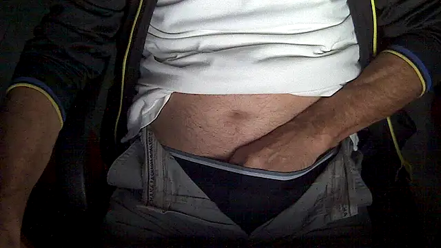 velikifant7 online show from 12/18/25, 05:23