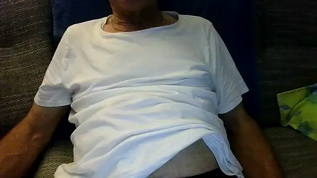 velikifant7 online show from 11/26/25, 07:25