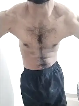 Snapshot of Hotyy_subhu chatting on 02/05/26, 04:03 Hotyy subhu online show from 02/05/26, 04:03