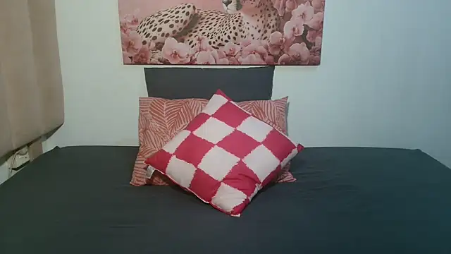 Snapshot of GorillaGripCunt77 chatting on 02/03/26, 02:00 GorillaGripCunt77 online show from 02/03/26, 02:00