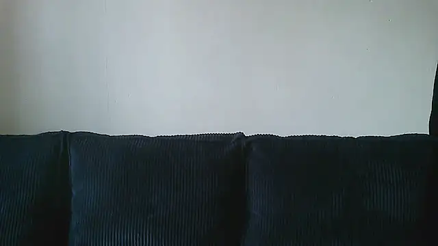   Leyla   online show from 10/13/25, 09:33