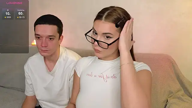 Snapshot of Kriss_Amelia chatting on 09/09/25, 01:53 Kriss Amelia online show from 09/09/25, 01:53