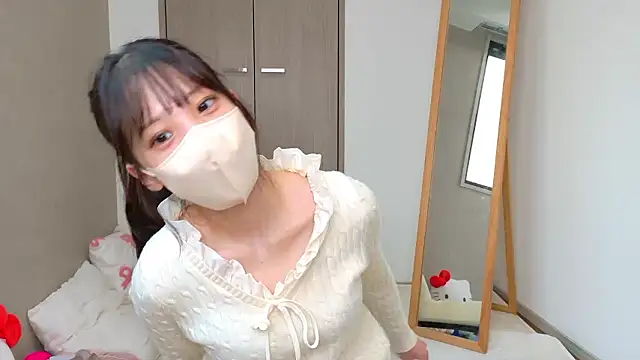 riri  nyan o0 online show from 03/29/26, 05:09