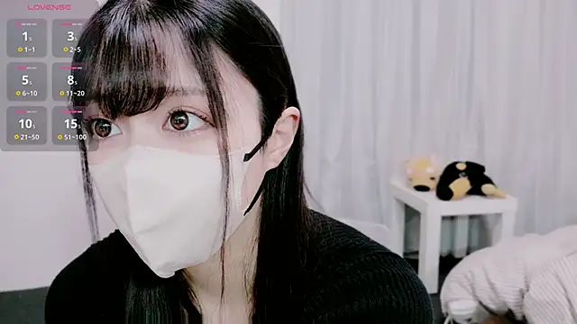 Snapshot of yuna_yyy chatting on 10/21/25, 04:56 yuna yyy online show from 10/21/25, 04:56