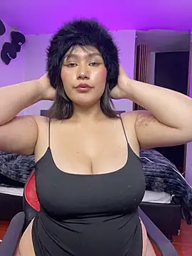 Candy Velvet online show from 05/14/26, 12:40