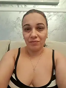 Snapshot of PalomaDesireee chatting on 10/18/25, 04:58 PalomaDesireee online show from 10/18/25, 04:58