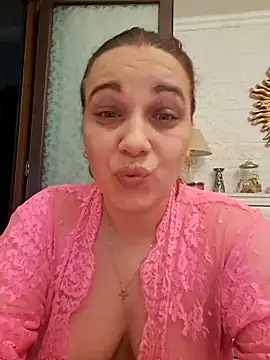 Snapshot of PalomaDesireee chatting on 10/13/25, 06:04 PalomaDesireee online show from 10/13/25, 06:04