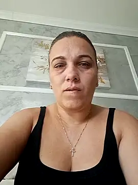 Snapshot of PalomaDesireee chatting on 09/18/25, 05:32 PalomaDesireee online show from 09/18/25, 05:32