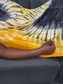 ewatyu online show from 10/30/25, 06:16