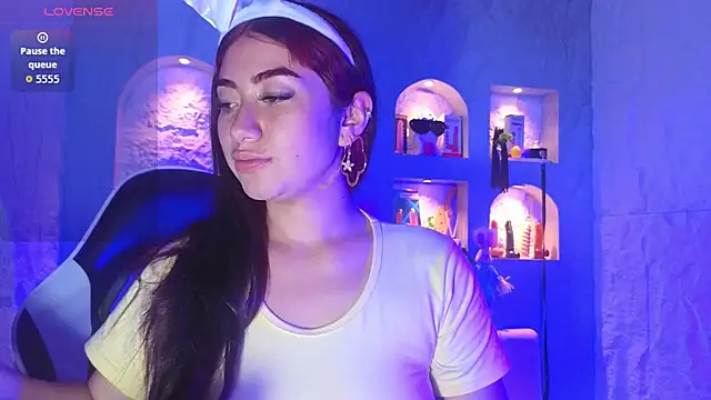 Sophia tf online show from 03/26/26, 02:54