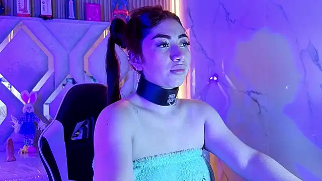 Sophia tf online show from 03/28/26, 08:10