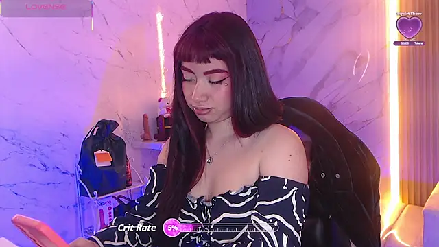 Sophia tf online show from 11/13/25, 02:43