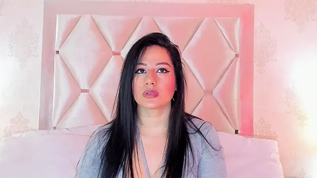 Snapshot of SeleneCarter chatting on 06/06/26, 02:17 SeleneCarter online show from 06/06/26, 02:17