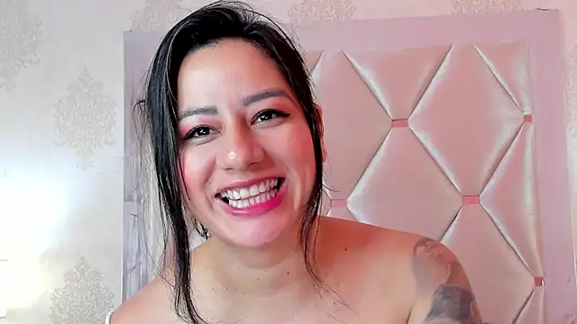 SeleneCarter online show from 12/05/25, 08:17