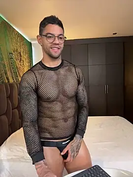 Tomy maylon online show from 11/24/25, 02:28