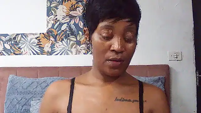 SweetPortableAmber online show from 12/15/25, 09:20