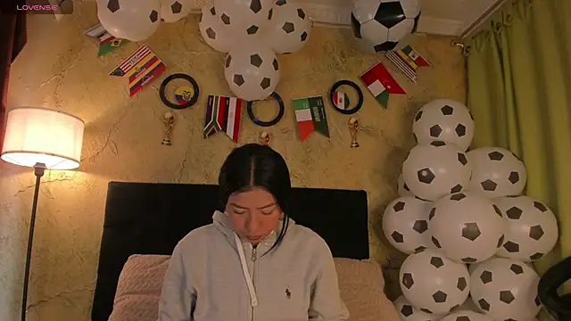 Tiffany Nm online show from 06/03/26, 02:33