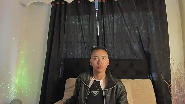 Tiffany Nm online show from 11/11/25, 02:01