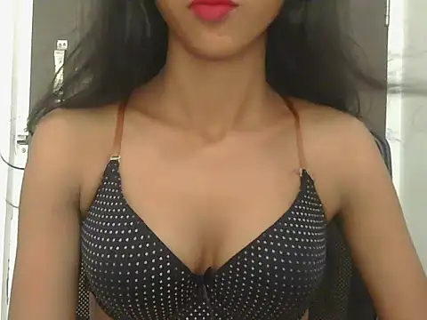 Exotic Shikha online show from 06/14/26, 04:03