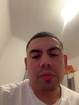 davidxxx099 online show from 04/15/26, 10:21