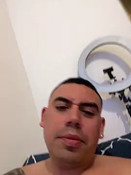 davidxxx099 online show from 03/10/26, 04:49