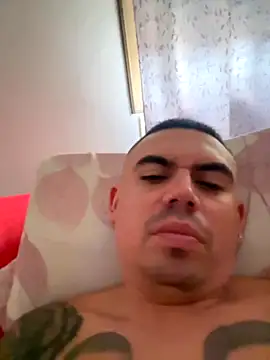 Snapshot of davidxxx099 chatting on 10/17/25, 10:50 davidxxx099 online show from 10/17/25, 10:50