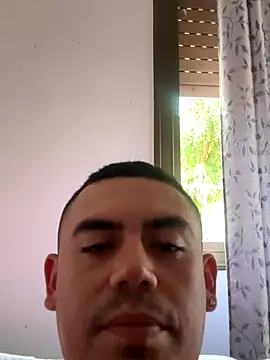 Snapshot of davidxxx099 chatting on 09/08/25, 04:17 davidxxx099 online show from 09/08/25, 04:17