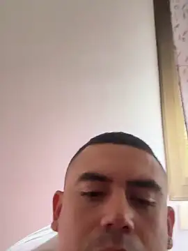 Snapshot of davidxxx099 chatting on 09/21/25, 02:22 davidxxx099 online show from 09/21/25, 02:22