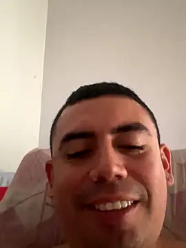 Snapshot of davidxxx099 chatting on 11/12/25, 08:07 davidxxx099 online show from 11/12/25, 08:07