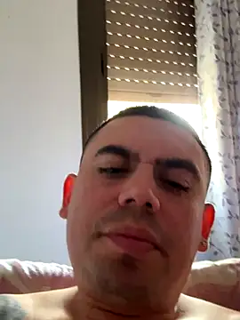 Snapshot of davidxxx099 chatting on 12/03/25, 02:38 davidxxx099 online show from 12/03/25, 02:38