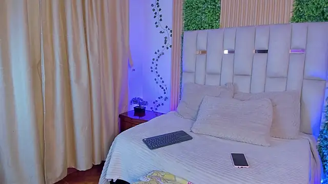 Jade Nmm online show from 02/12/26, 12:38