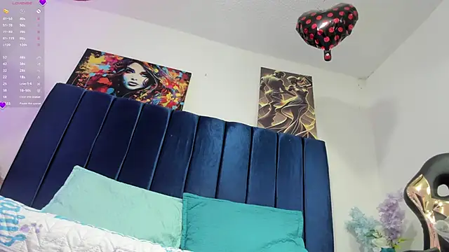 Hanna wish online show from 11/27/25, 01:22