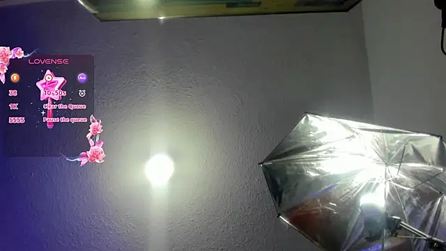 Hanna wish online show from 11/04/25, 02:21