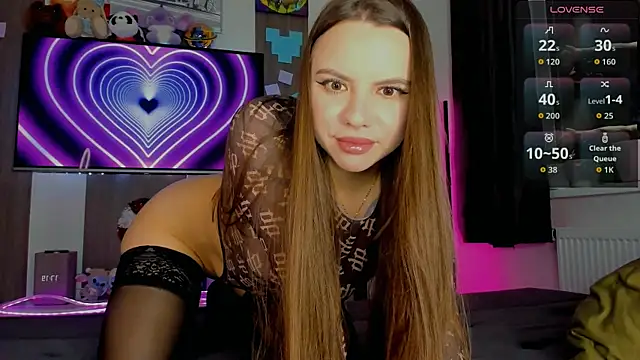 Chloe loo online show from 12/20/25, 02:20