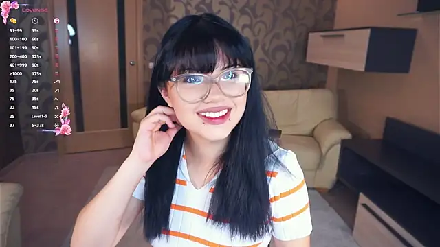 Snapshot of VerniceEngelking chatting on 09/17/25, 06:10 VerniceEngelking online show from 09/17/25, 06:10