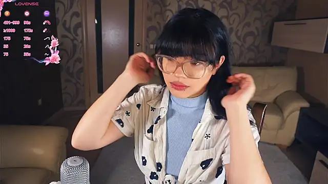 Snapshot of VerniceEngelking chatting on 09/15/25, 06:30 VerniceEngelking online show from 09/15/25, 06:30